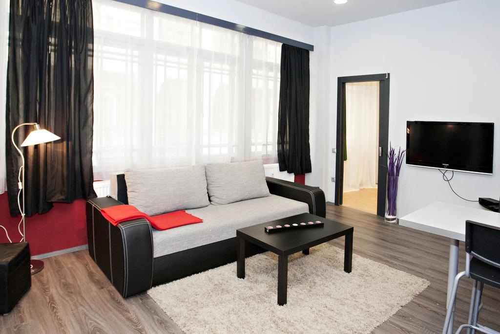 Diana Apartment On Vaci Utca Boedapest Kamer foto