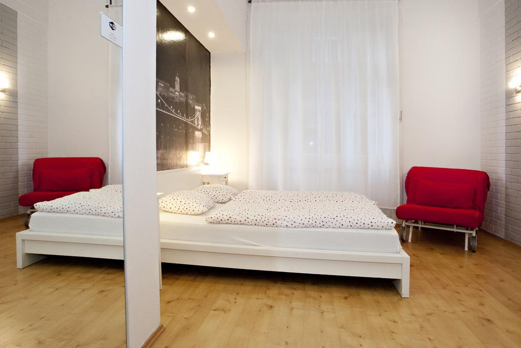 Diana Apartment On Vaci Utca Boedapest Buitenkant foto