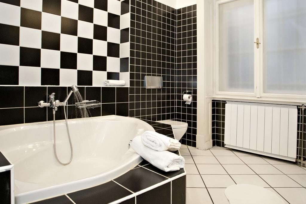 Diana Apartment On Vaci Utca Boedapest Buitenkant foto