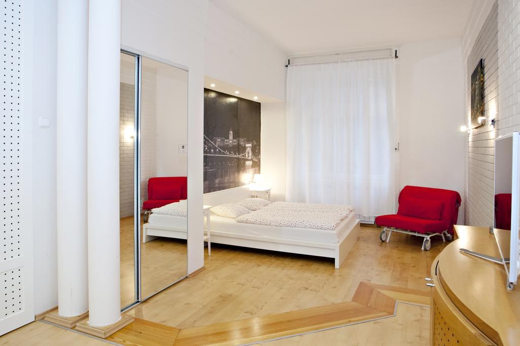 Diana Apartment On Vaci Utca Boedapest Buitenkant foto